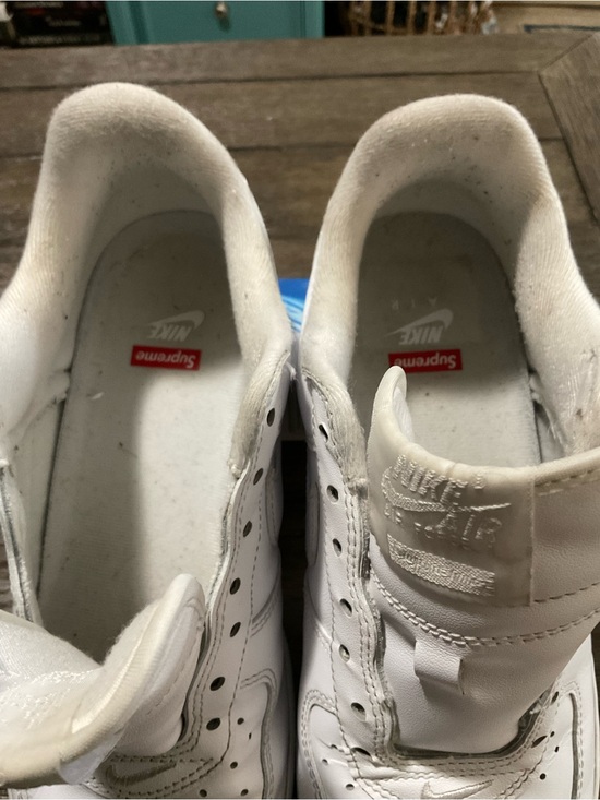 Used nike Air Force 1 White Sneakers with Red Supreme Laces main image 8